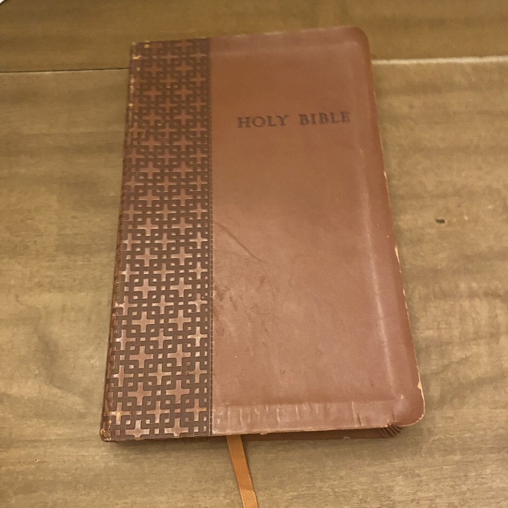 NLT Holy Bible Slimline Brown Faux Leather Tyndale Second Edition Bible